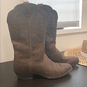 Authentic Cowboy Boots Ariat Heritage Size 38.5
